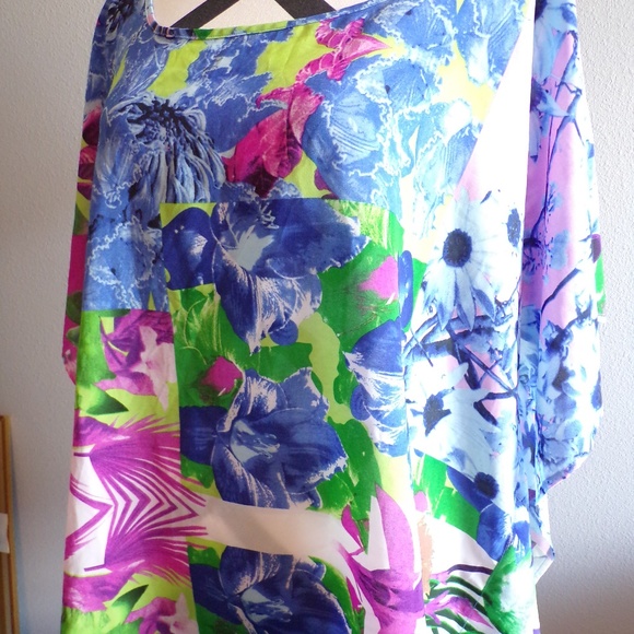 Modamix Tops - NWT Modamix 2X 22/24 Floral Top